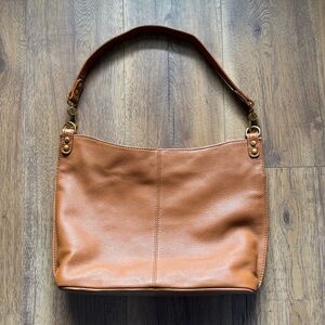 Hobo Pier Shoulder Bag